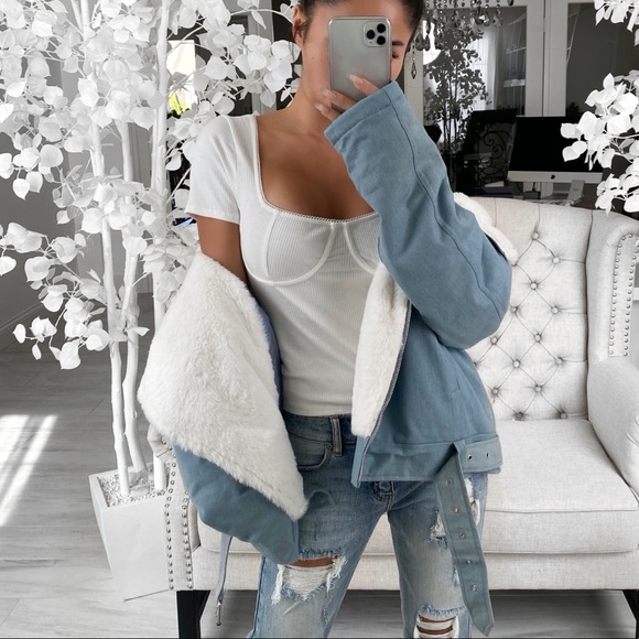 ZANE— in Light Denim - Picture 1 of 7